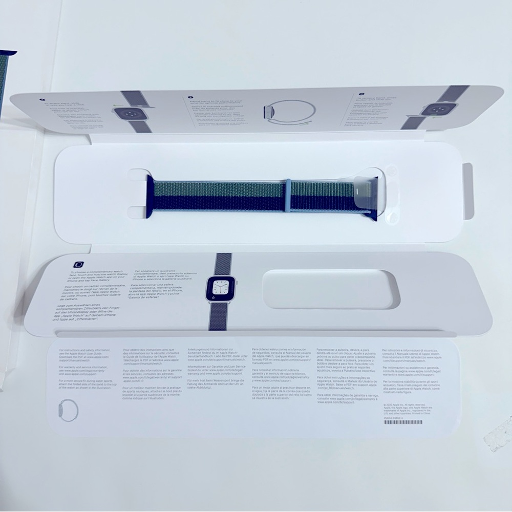 APPLE WATCH 41mm ABYSS BLUE/MOSS GREEN SPORT LOOP